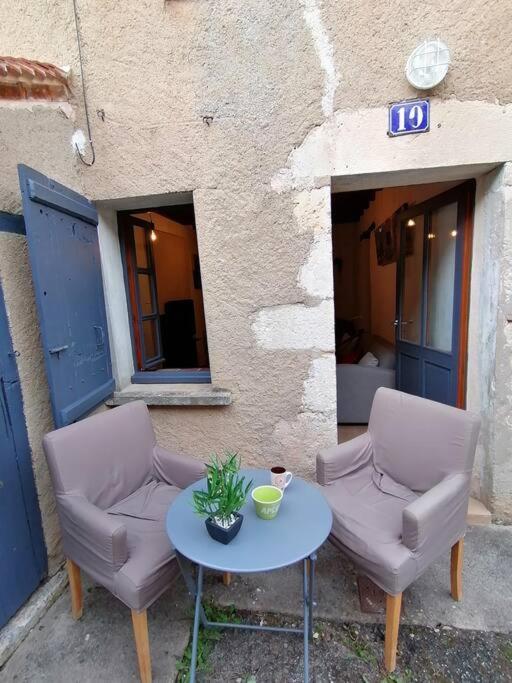 Le Blanc, Agreable Maison De Centre Ville Exterior photo